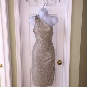 🌟Maggy London One shoulder Dress